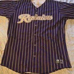 Autographed tacoma rainiers in jersey's