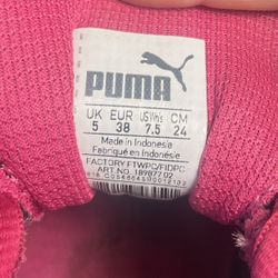 Women’s Puma Shoe 