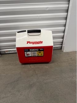 Igloo Playmate Elite Ultra 16 Qt. Cooler