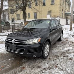 2013 Volkswagen Touareg TDI Executive