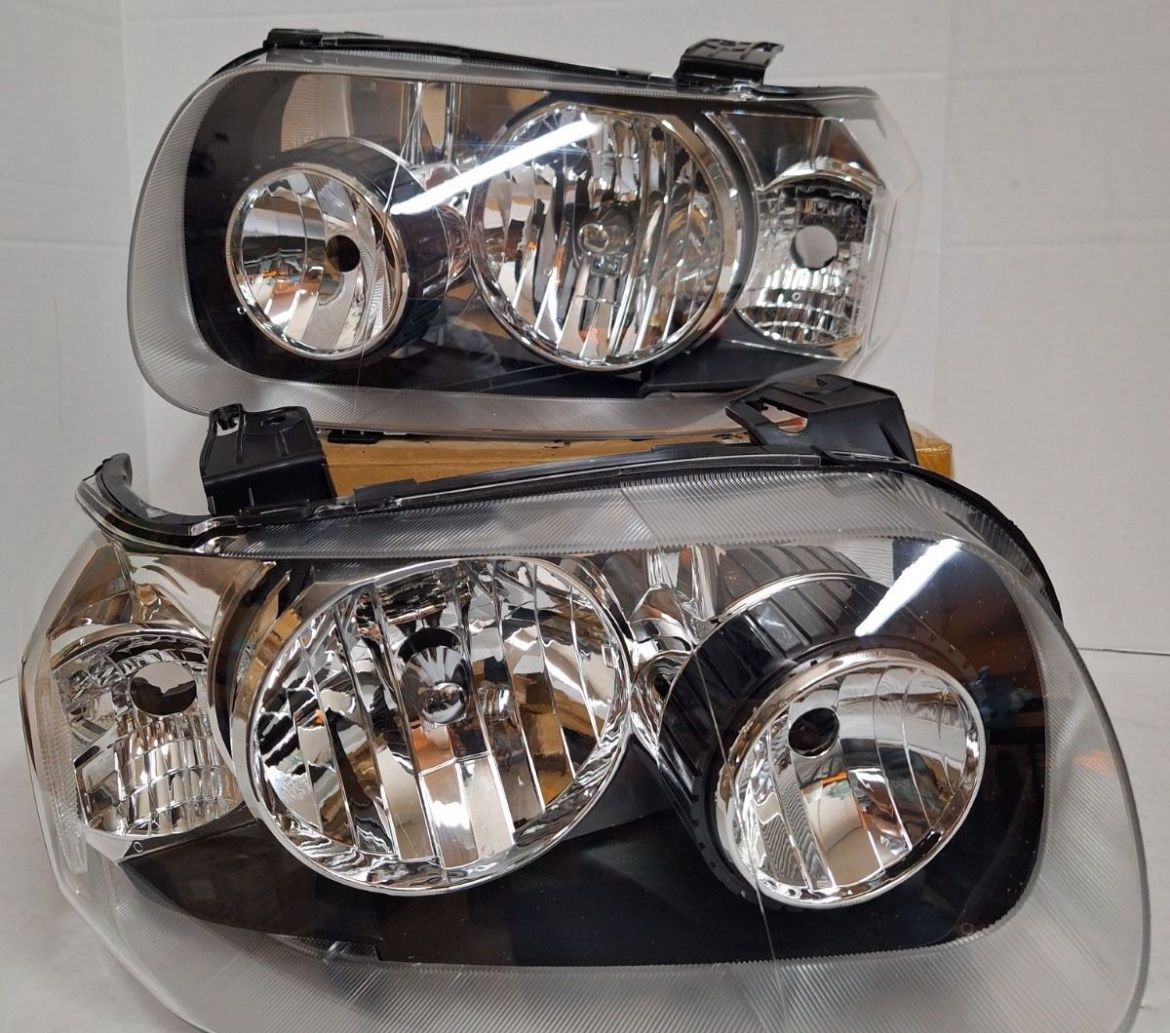 Headlights 2005/2007 Ford Escape