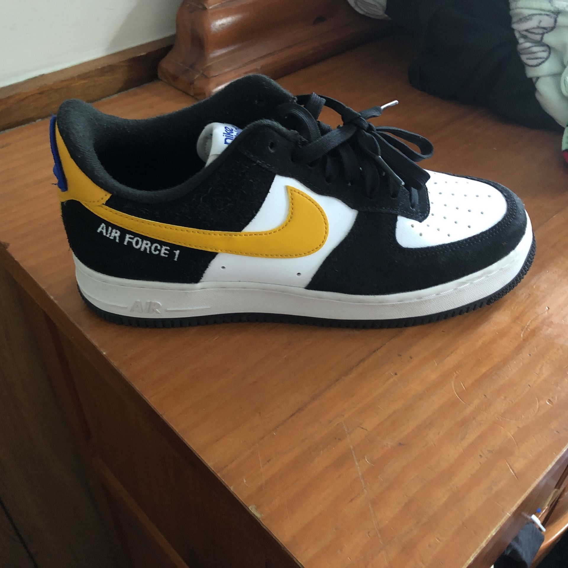 Nike Air Force 1..athletic Club