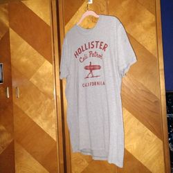 Hollister Tee Shirt