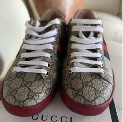 Supreme GG Snekers