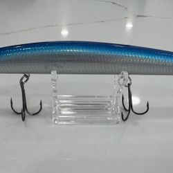 Floating Fishing Lure 7” 24 Grams
