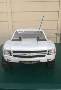 Traxxas slasher