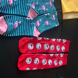 2 new socks hello kitty and flamingo 