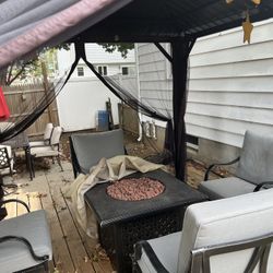 Fire Pit And Chairs 