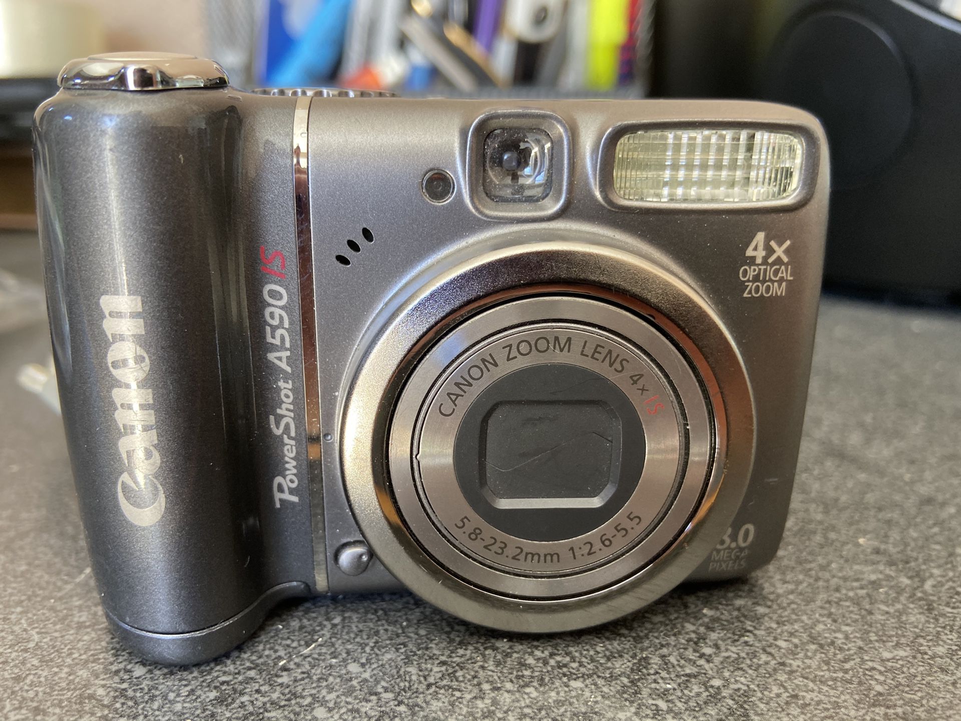 Canon A590 IS Digital Camera - Great working condition