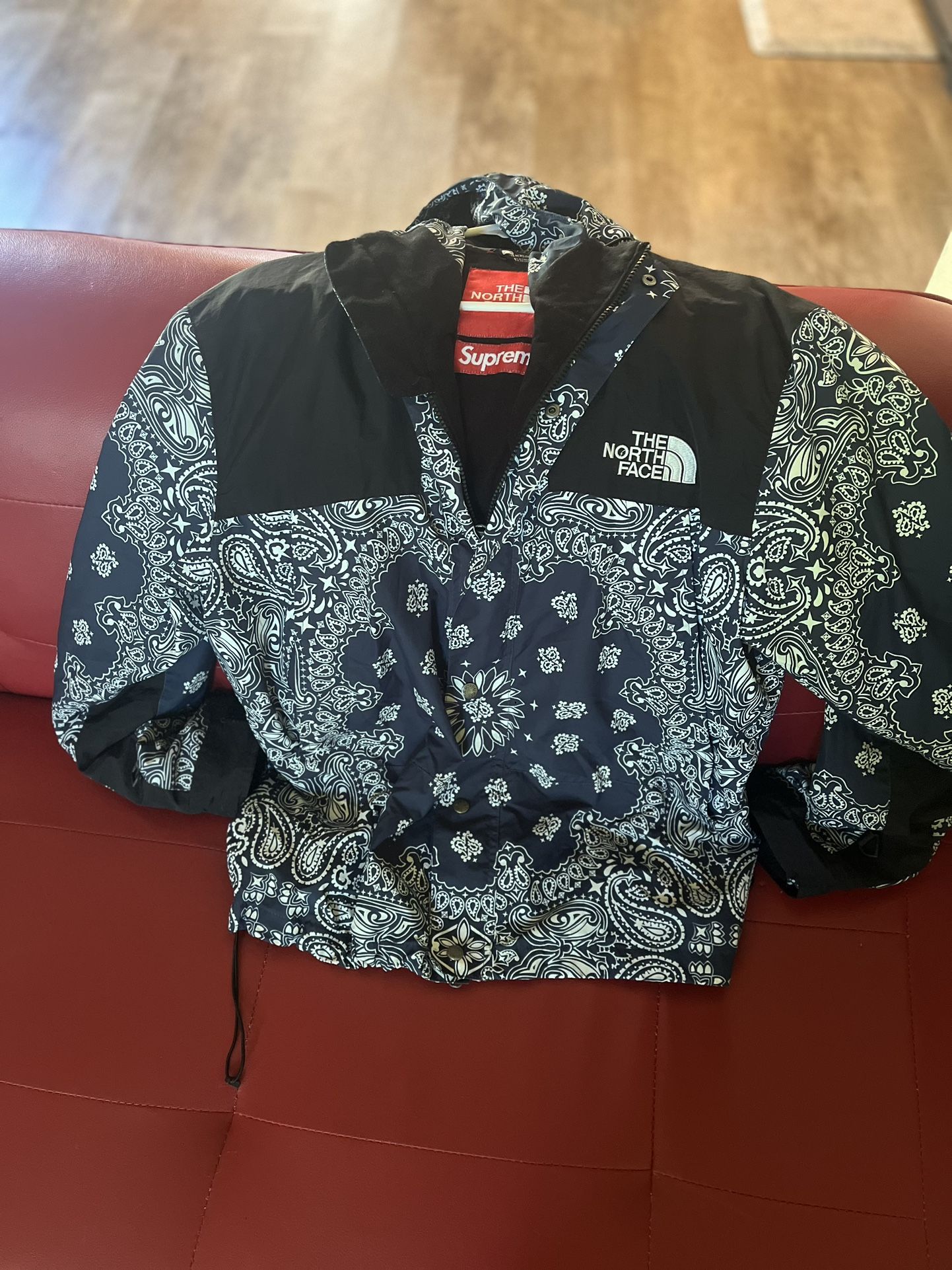 blue bandanna northface supreme jacket
