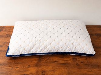 KING PILLOW SET OF 2  HOTEL STYLE - COTTON COVER – $20