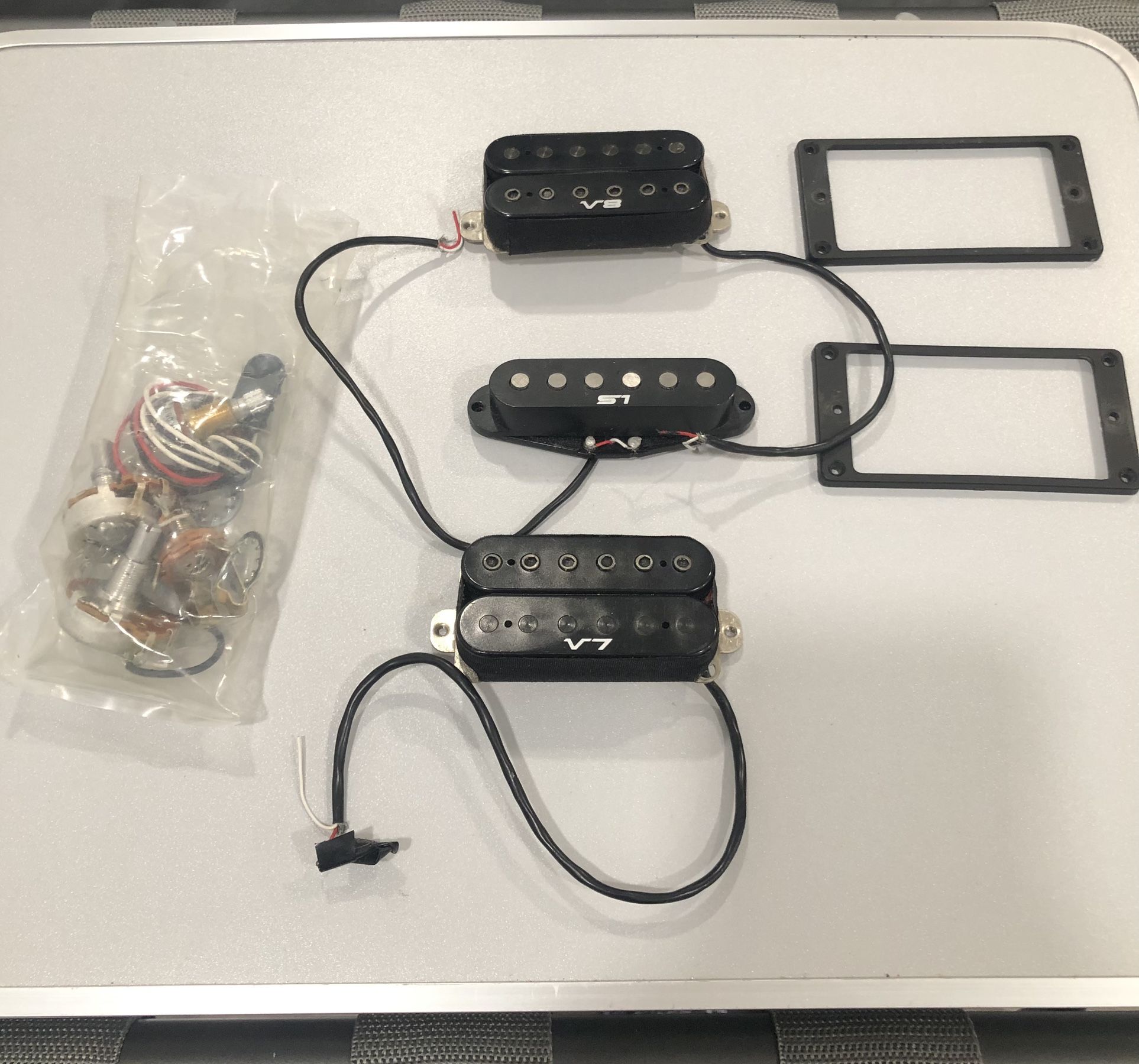 Ibanez V7 V8 S1 Guitar Pickup Set