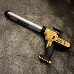 Dewalt 20v Cordless Caulking Gun Sausage Like New