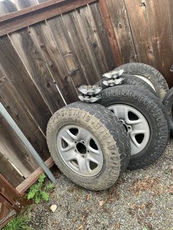Toyota Tundra Stock Wheels With Used Tires 5 Lug
