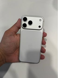 iPhone 17 Pro Max 256gb Silver Unlocked