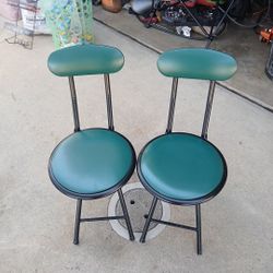 X2 Stools/Chairs- Green&Black- w/ Collapsible Back