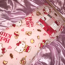 Hello Kitty Apple Pie Cloud Throw Blanket