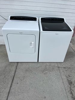 Washer & Dryer Set