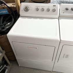 Kenmore, Electric dryer, drying machines, Clean and ready to go. 30 day guarantee. Delivery and installation is available for a fee. Delivery will req