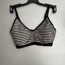 Sports Bra/ Old Navy.