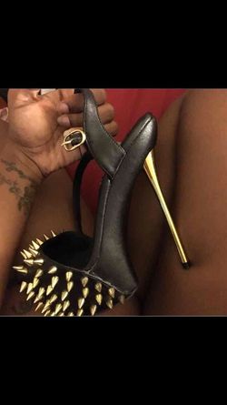Spiked pumps