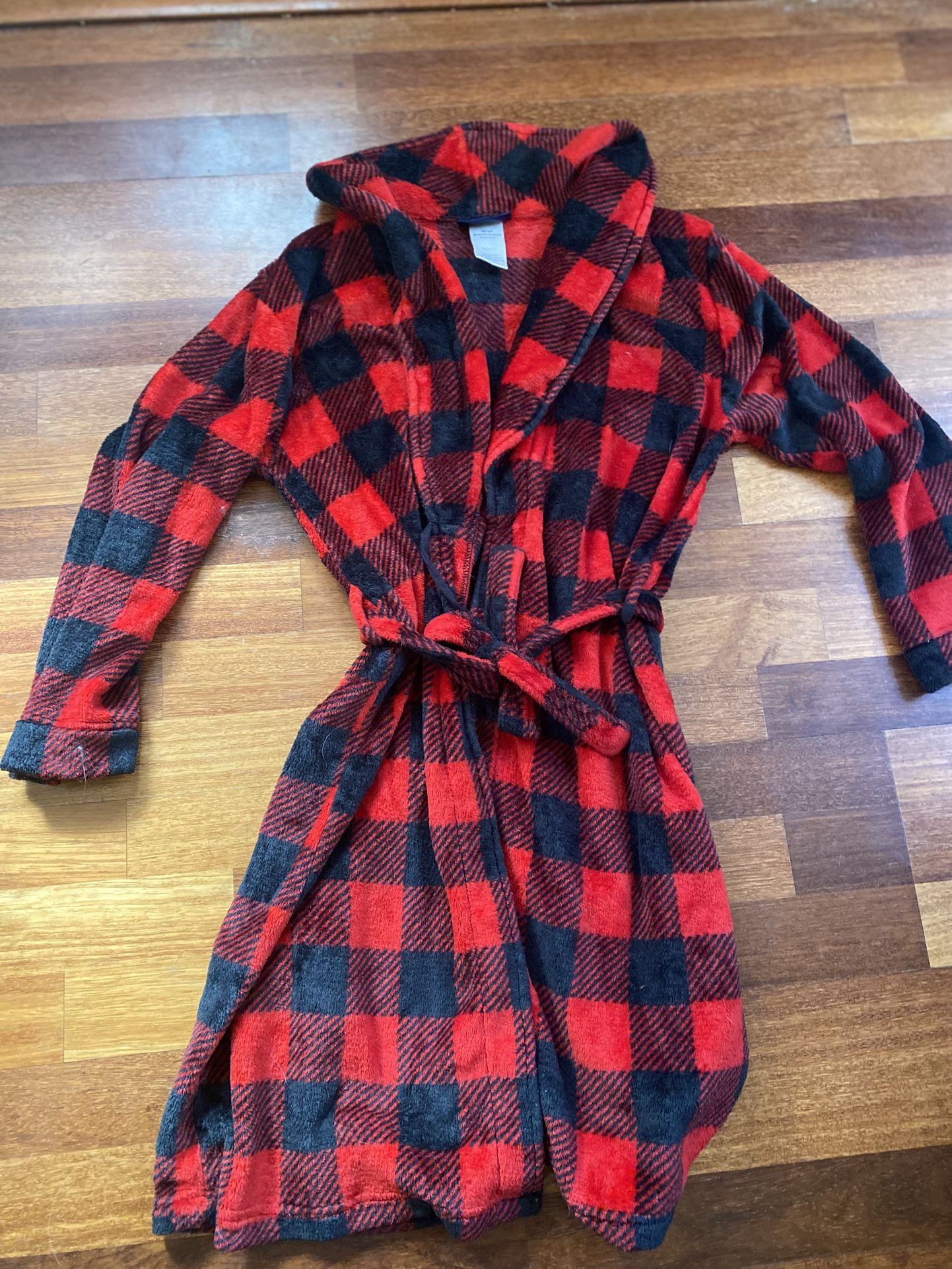 Children’s / Youth Cozy Robe Red/ Black Plaid Christmas 