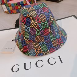 New- Gucci Leather Bucket Hat