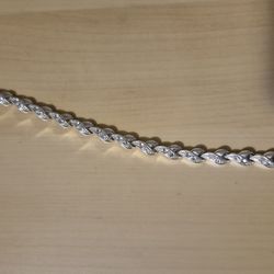 White Gold Not Real Braclet 