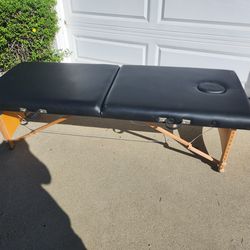 Massage table $40