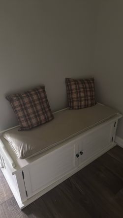 Storage bench