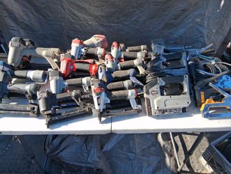 Staples nail gun air