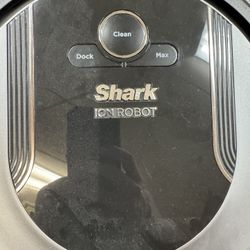 Shark Vaccum Barely Used 