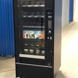 Crane 784 Combo Vending Machine W/surevend