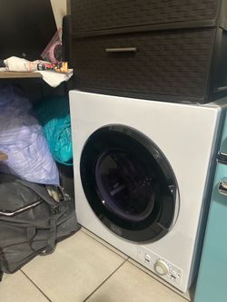 Black and Decker 2.6 compact dryer