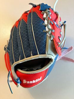 Franklin Mesh Tek 9.5” Youth Baseball Glove