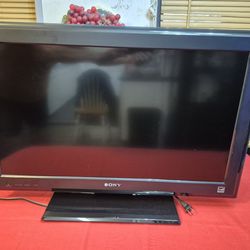 Bravia Sony LCD Television
