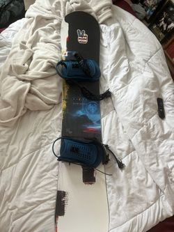 2021 Never Summer Board. Used Once