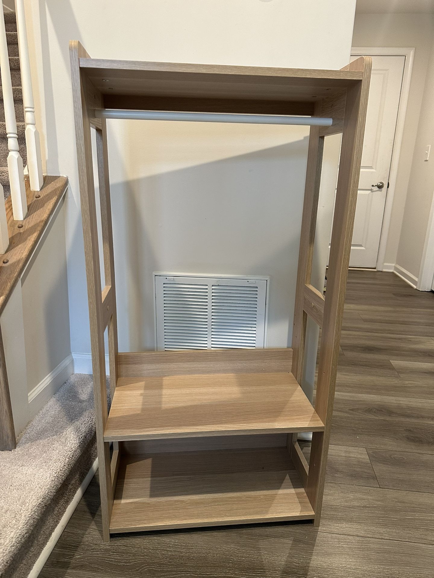 Dress- Up Rack