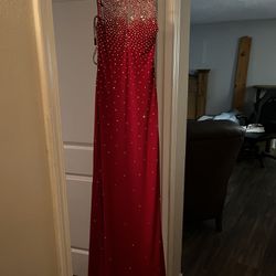 STUNNING Jeweled Red Gown For Many Occasions Worn Only Once (Prom,Quinces,etc.) PRICE NEGOTIABLE 