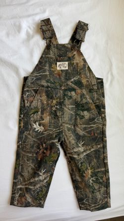 Bass pro onesie new 9-12m