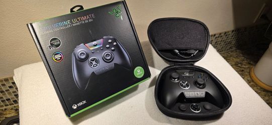 Razer Wolverine Ultimate Wired Gaming Controller for Xbox & PC - Complete in Box