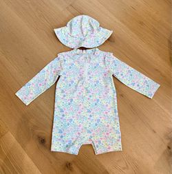 NWOT GAP Baby Rash Guard, Floral 2-Piece Set w/ Hat, Size 18-24M, UPF 50+