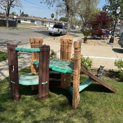 PLAY STRUCTURE $125 