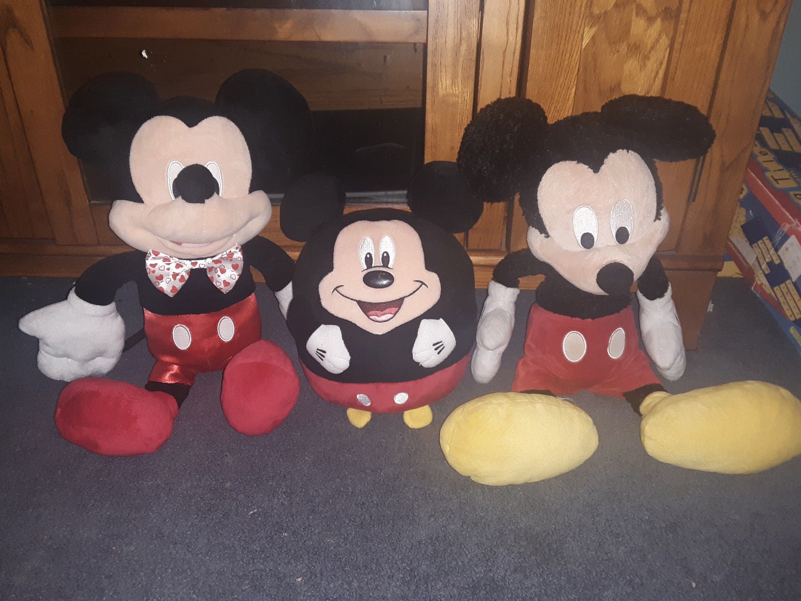 Mickey Mouse 3pc $10