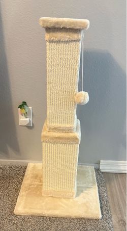 New cat scratching post for large cats 32”