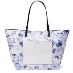 Brand New VICTORIA SECRET BLUE FLORAL TOTE/Pick Up Only 77090