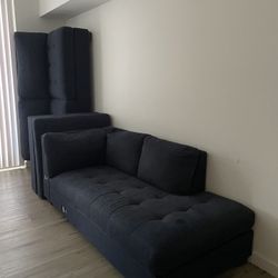 Thomasville Devyn Fabric Sectional with Storage Ottoman