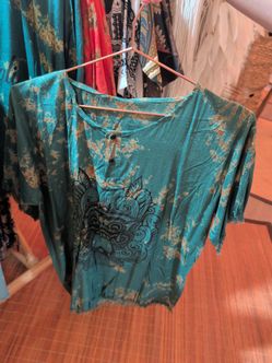 Teal Tie-Dye Graphic Top