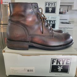 Frye Sutton Midlace Dark Brown Genuine Leather Boots Mens Size 11

Brand New! 