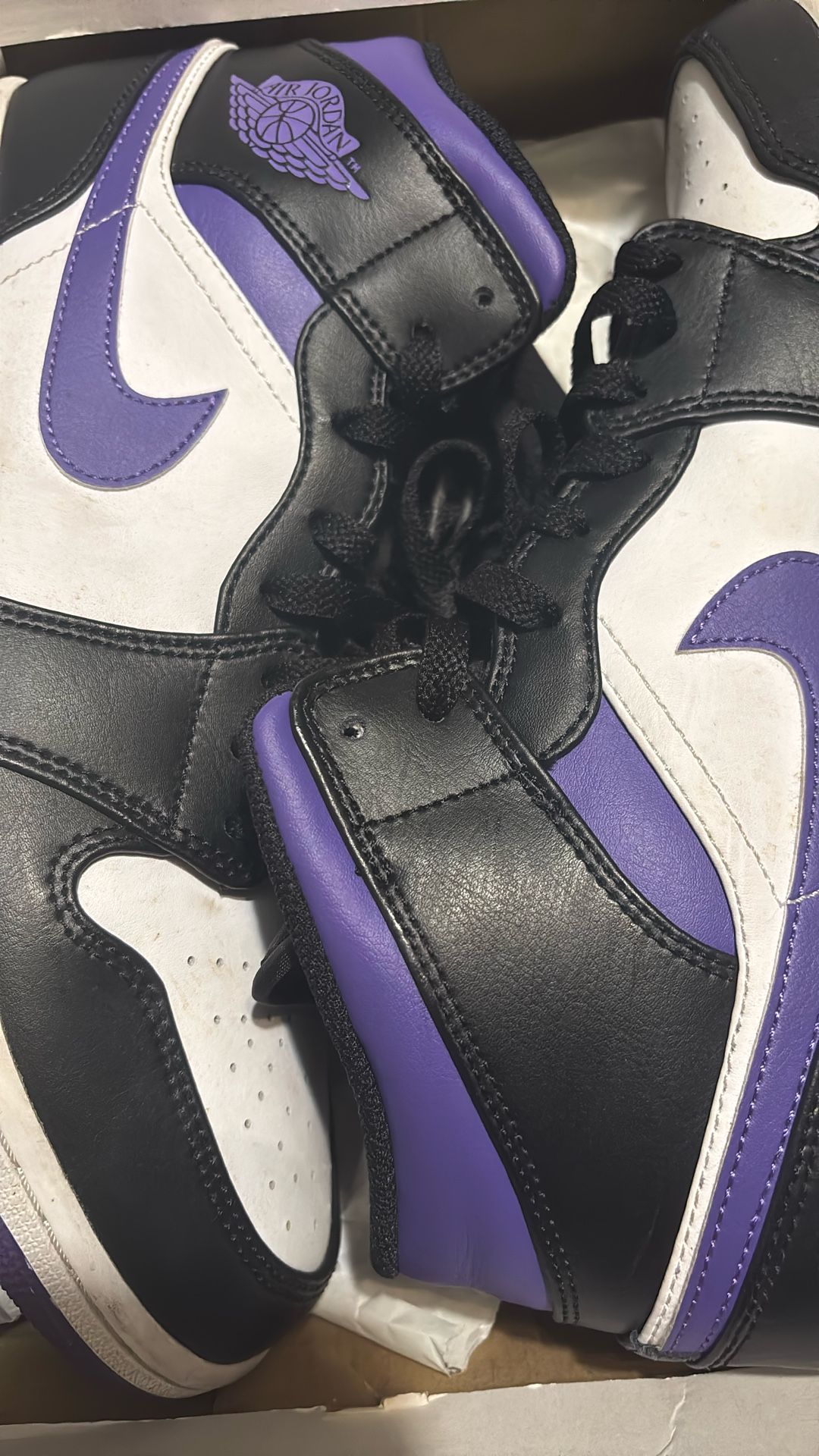 Air Jordan 1 Mid ‘Dark Iris’